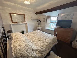 Photo 32- click for photo gallery